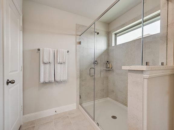 6012530__1653118988124_171townparkavenue-017