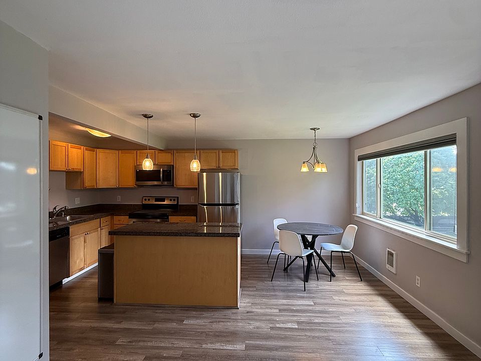 1st image of 1116 S 27th St #D201