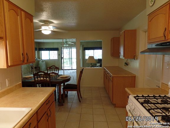 4th image of 7130 Westglade Dr