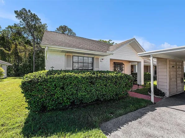 10736 Laquinta Dr, New Port Richey, FL 34654