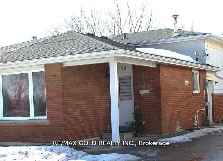 156 Mooregate Cres #LOWER — Photo 1