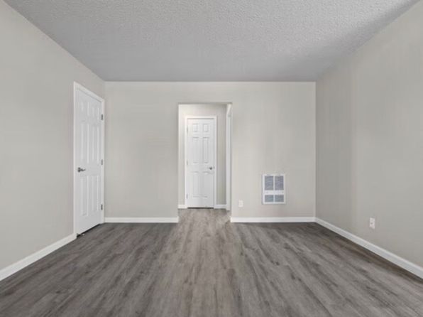 3044 G St #38