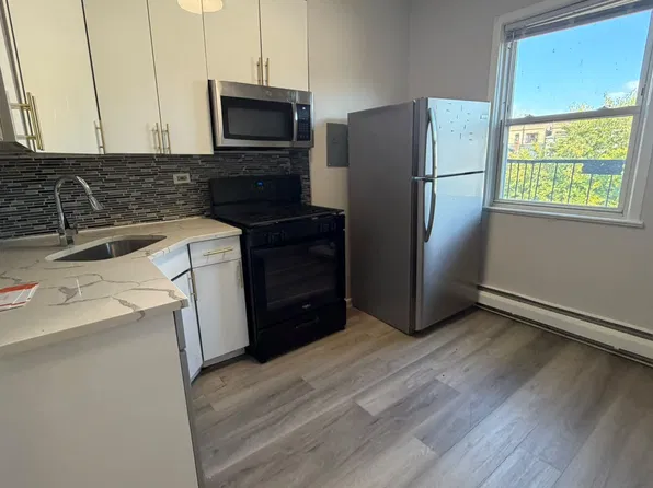 126 Neptune Ave #4E, Jersey City, NJ 07305