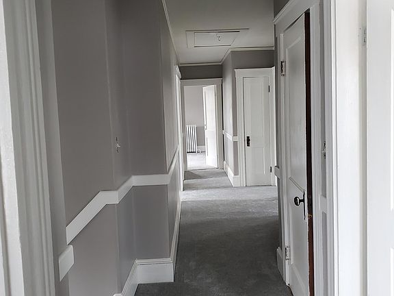 Hallway looking to back bedroom