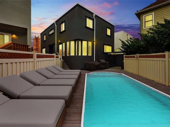 19 New York Avenue, Long Beach, NY 11561