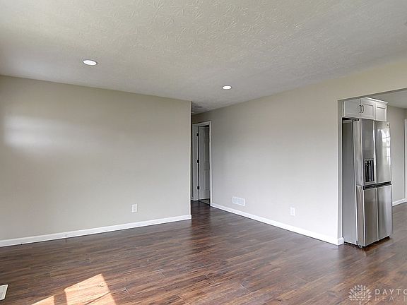 5th image of 2744 Holman St