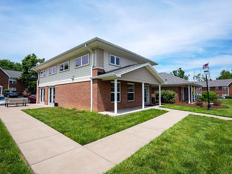 HUB of New Albany Apartments — Photo 7