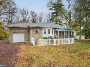 107 Hartford Rd, Mount Laurel, NJ 08054