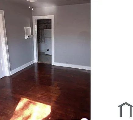 2 bed, 960 sqft, $1,200 — Photo 3