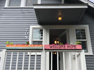 705 Jackson St #1, Oregon City, OR 97045