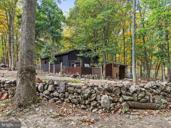 709 Island Ridge Rd, Romney, WV 26757