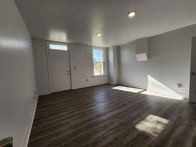 1571 Tremont St #B — Photo 14