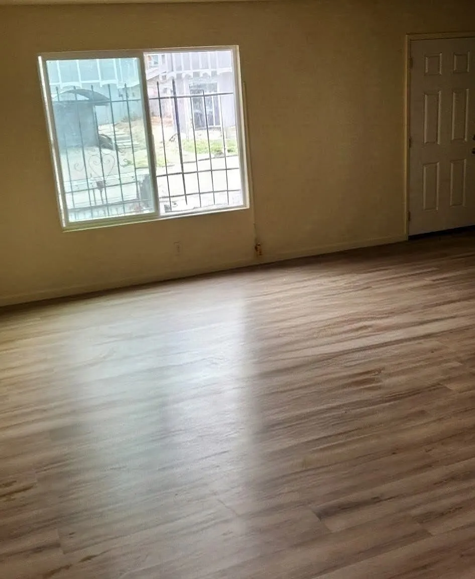 3 bed, 1.5 bath, 1058 sqft, $1,800 — Photo 4