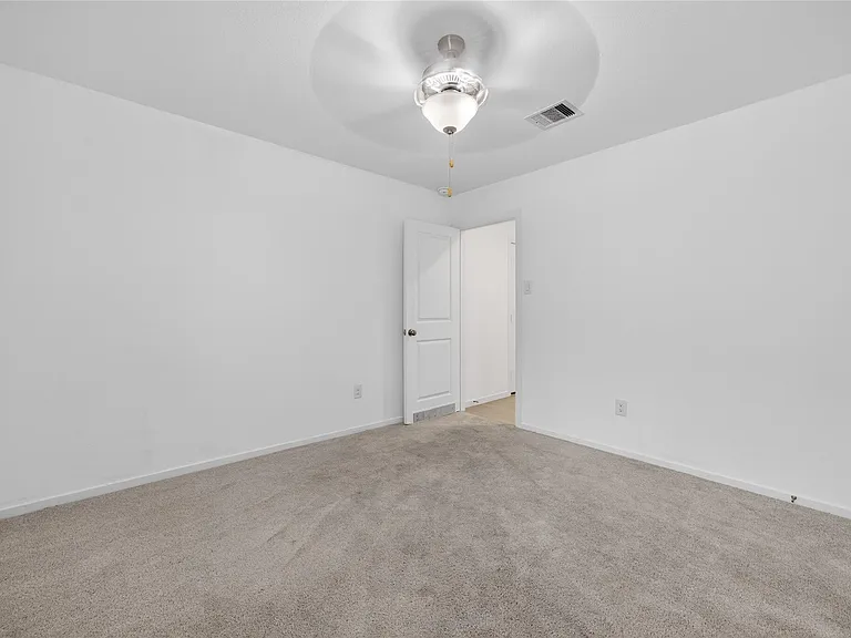 6523 Water Oak Green Ln — Photo 28