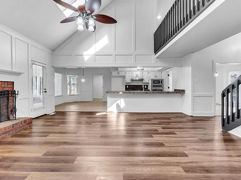 7347 Richmond Rd — Photo 21