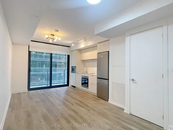 1 Jarvis St, Hamilton, ON