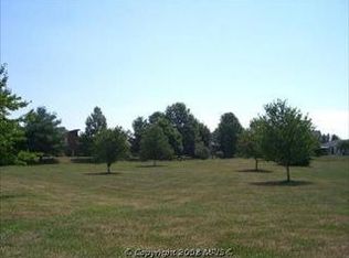 3464 Troon Dr, Chambersburg, PA