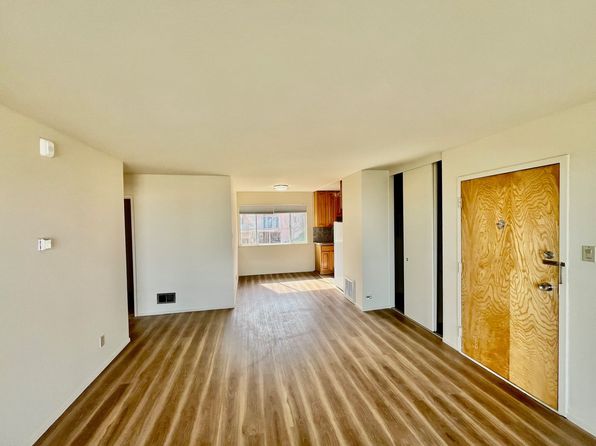 40 Parkridge Dr APT 12