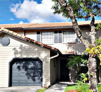 9064 Vineyard Lake Dr, Fort Lauderdale, FL, 33324