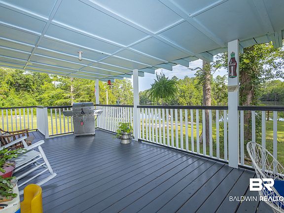 5th image of 17696 Wayburn Rd