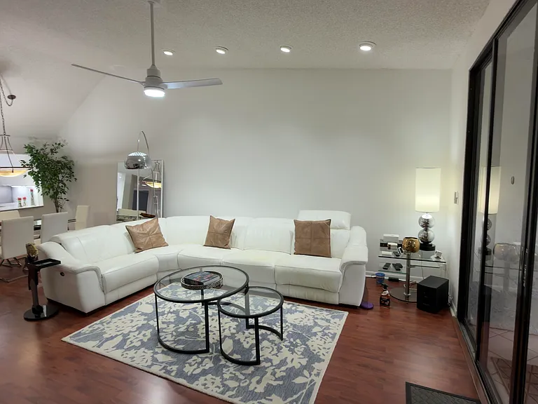 7473 Glendevon Ln #407 — Photo 19