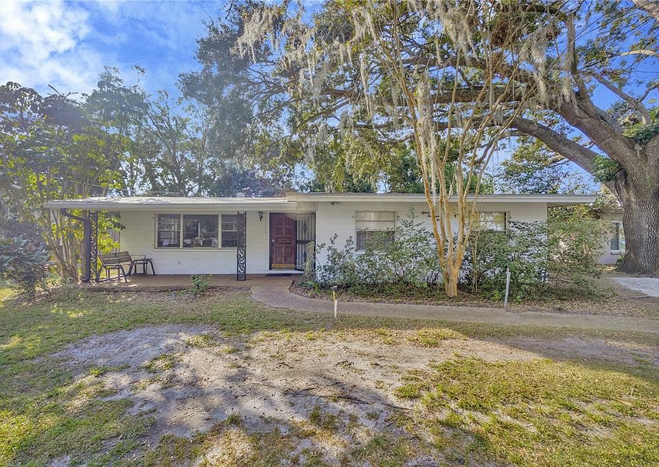 1st image of 15040 LAKE MAGDALENE BOULEVARD