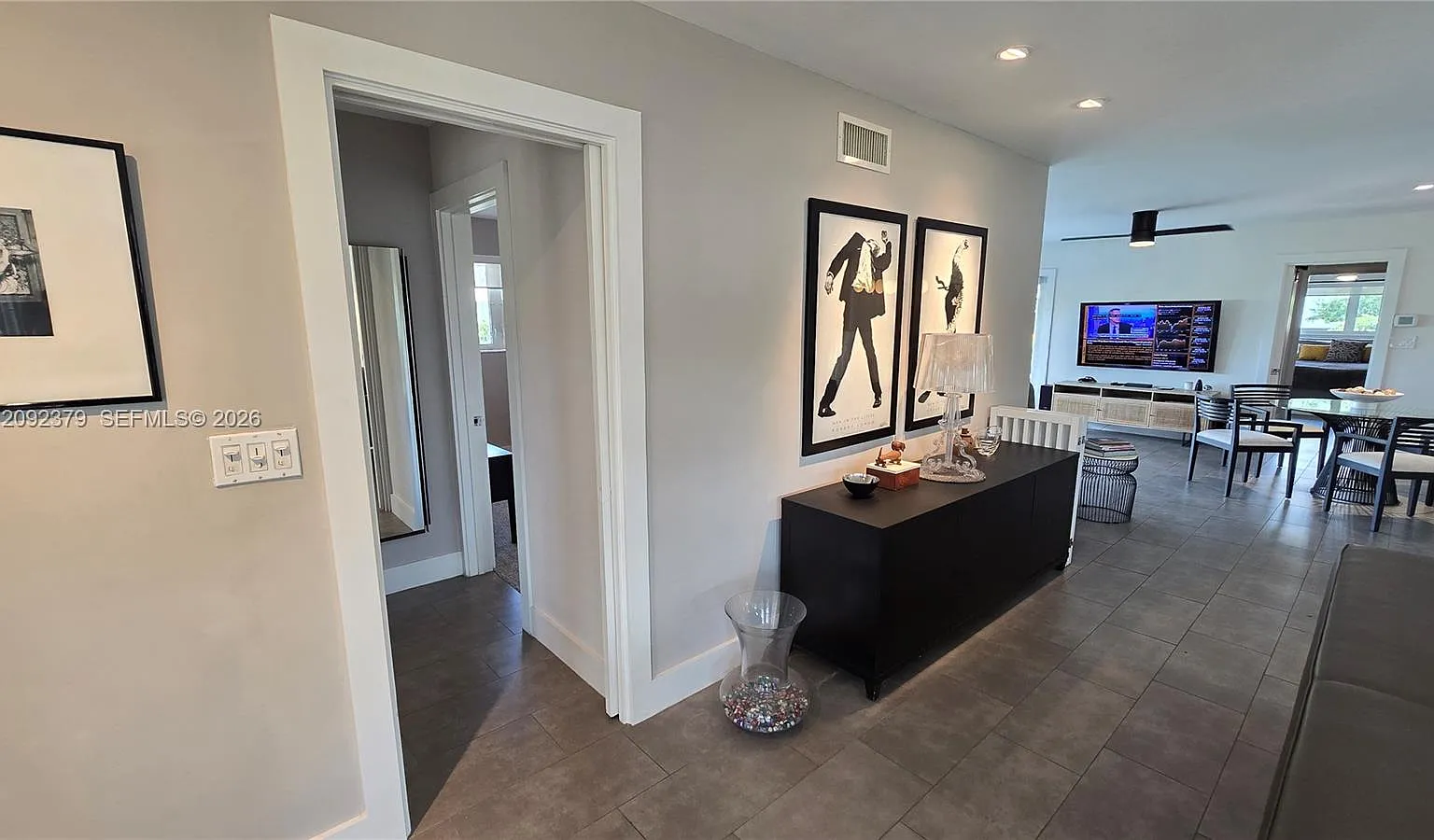 800 Polk St — Photo 2