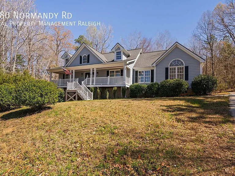 180 Normandy Rd — Photo 1