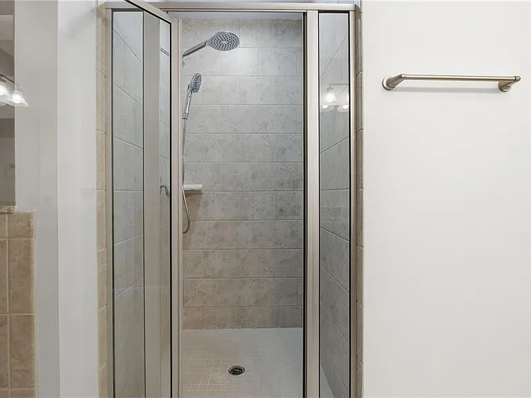 855 Peachtree St NE #1813 — Photo 41