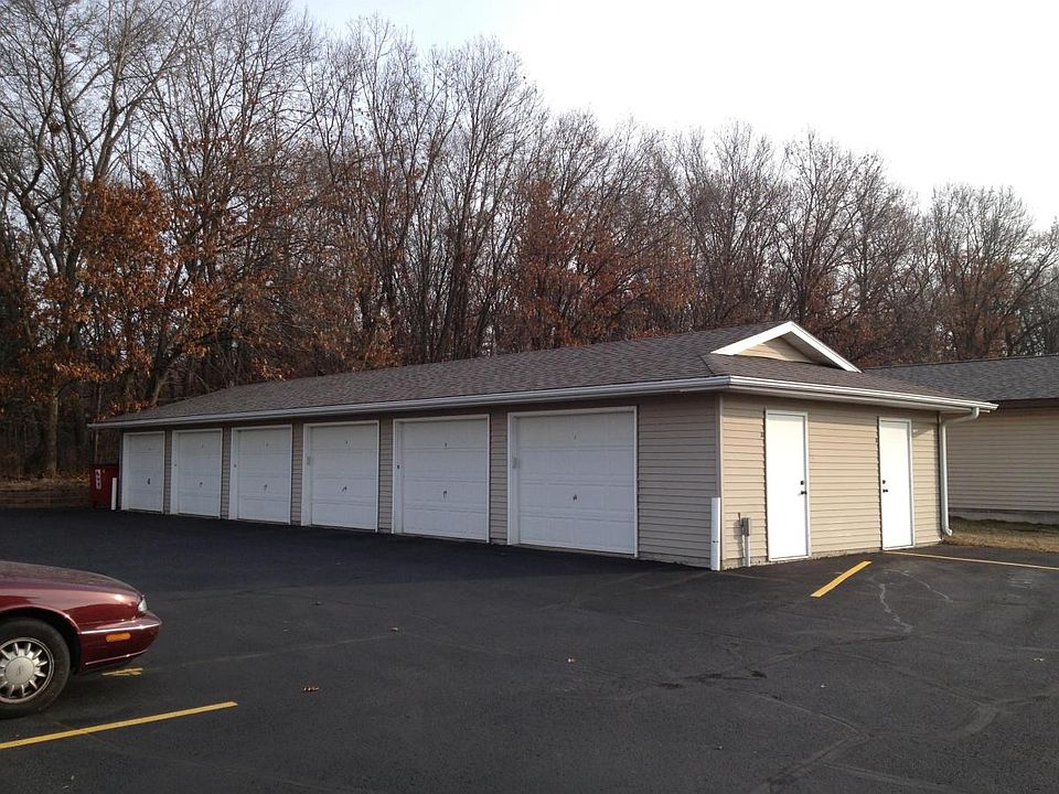 2nd image of 208 Bowman Ln APT 8