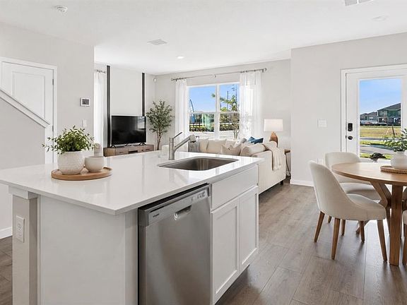 4th image of 416 Preston Cove Dr