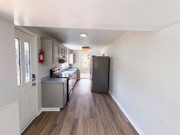 2nd image of 718 Dakota Ave #18-20