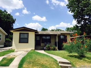 223 Golden Crown Dr, San Antonio, TX 78223