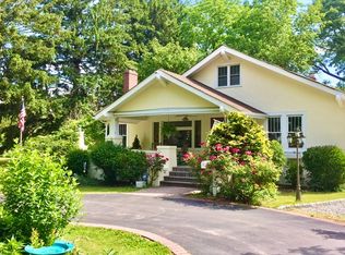 17 Lanes End, Blue Point, NY 11715