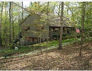 1st image of 1 Brandon Cir