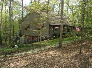 1 Brandon Cir, Williamsburg, VA 23185