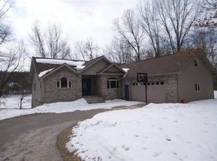 11630 Sandy Bottom Rd NE, Greenville, MI 48838