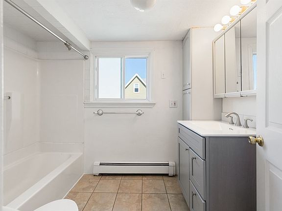 5th image of 64 Cleveland St