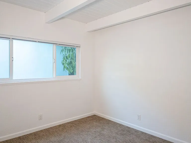 10 Park Ave #7 — Photo 19