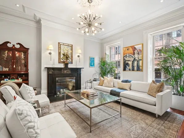 23 W Cedar St, Boston, MA 02108