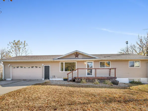 326 Chickasaw St, Nashua, IA 50658