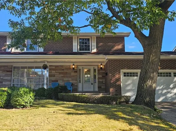 71 Margate Ave, Hamilton, ON L8T 1M7