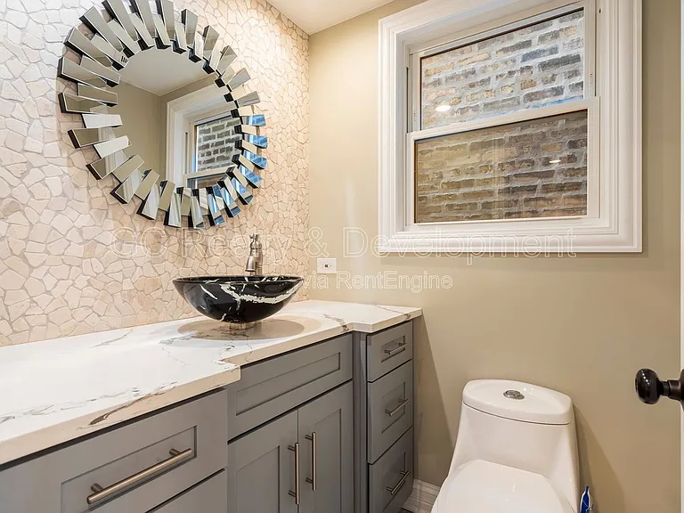 5619 W Irving Park Rd — Photo 7