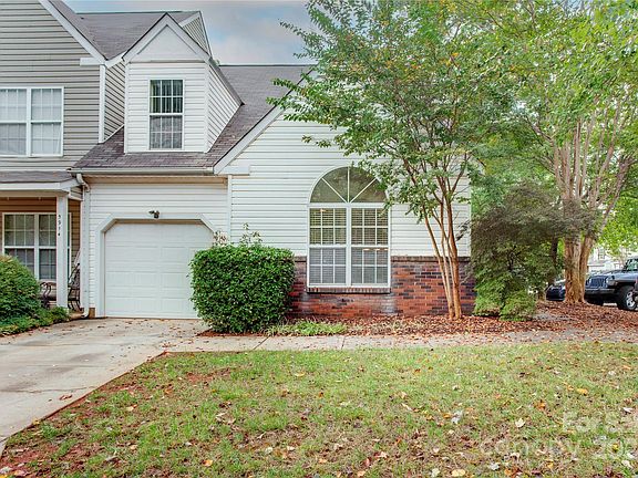 2nd image of 5912 Moose Ln