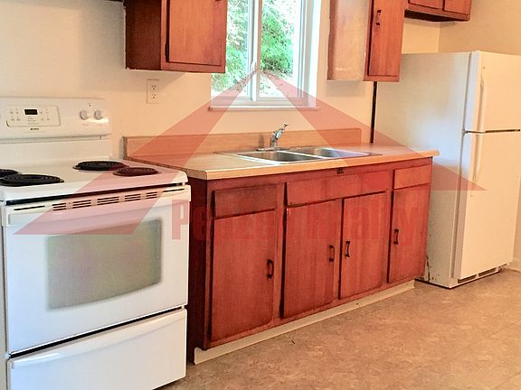 2nd image of 930 N 11th St APT E