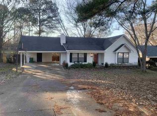 209 N Wheatley St, Ridgeland, MS 39157