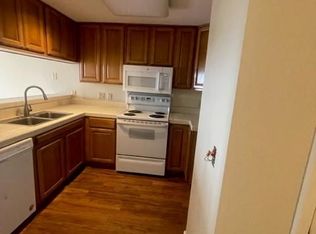 301 Prescott Ave #208, Monterey, CA 93940