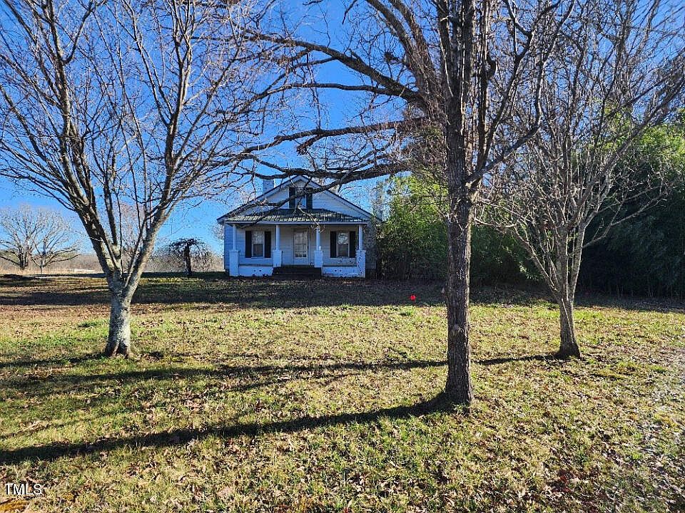 1st image of 3809 Dodson Ln