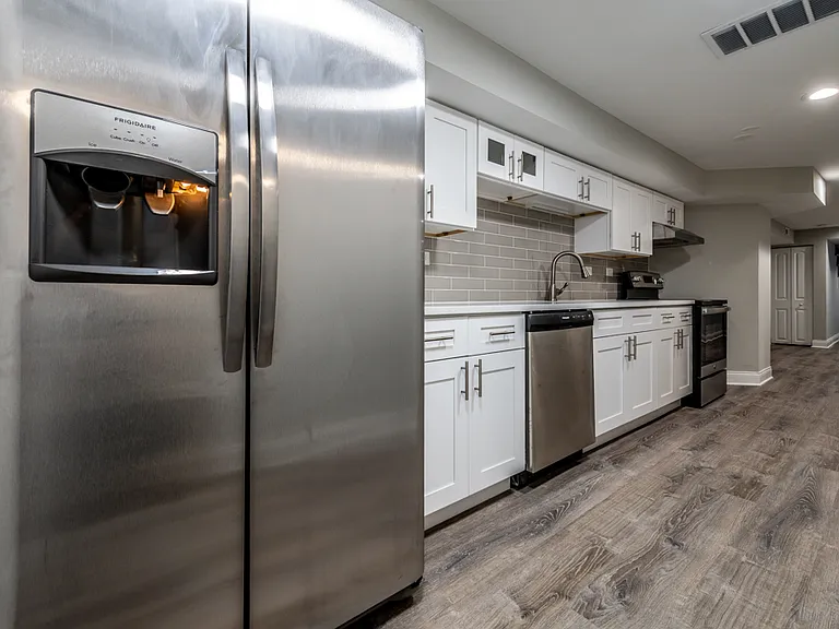 2249 W Taylor St #G — Photo 4