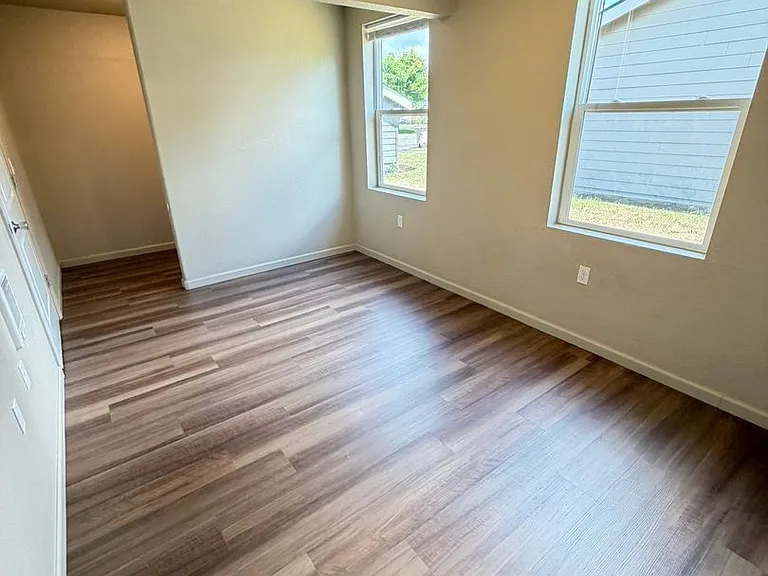 254 Taylor St — Photo 5